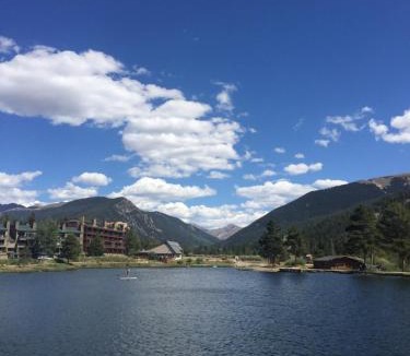 Lakeside Village House | Seasons 1892 by SummitCove Lodging in Colorado
