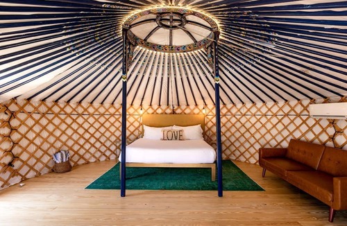 Dripping Springs Cabin | Secluded Romantic Yurt with Amazing Views in Dripping Springs, Texas