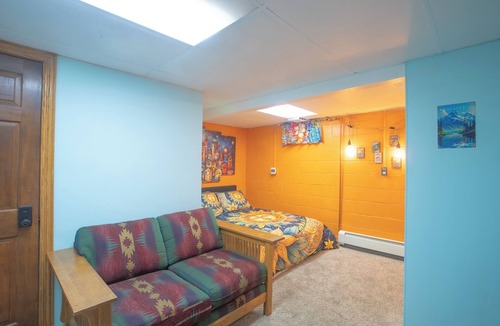 Fairbanks Apartment | Semi-basement 2-bedroom apartment with AC in Fairbanks