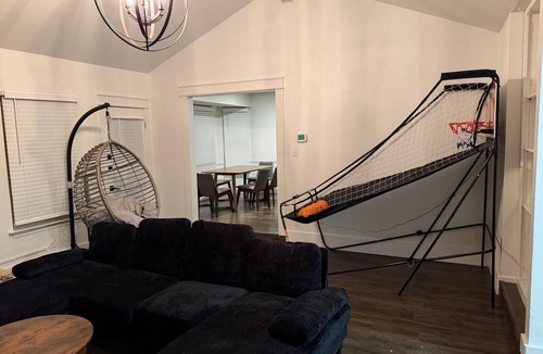 Round Rock House | Serene 3-bedroom house with AC in delightful Round Rock near Domain