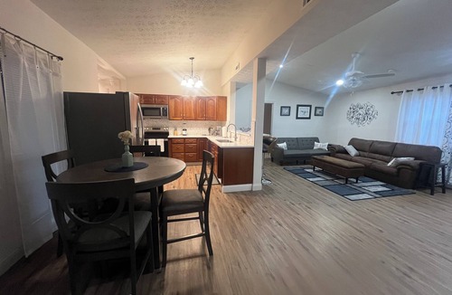 Columbus House | Serene 4-bedroom house with AC in lovely Columbus