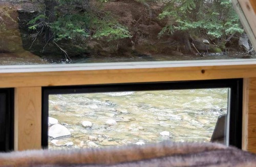 Grant Cabin | Serene Creekside A-Frame - LostFork Basecamp
