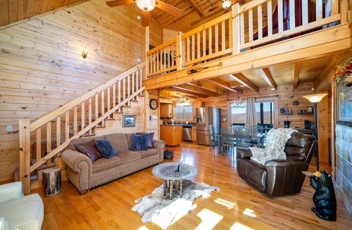 Vein Mountain House | Serenity Summit - Amazing Mountain Views - Grandview Peaks