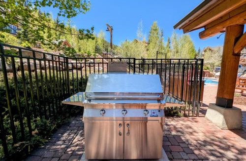 Keystone House | Settlers Creek 6511 by SummitCove Lodging in Colorado