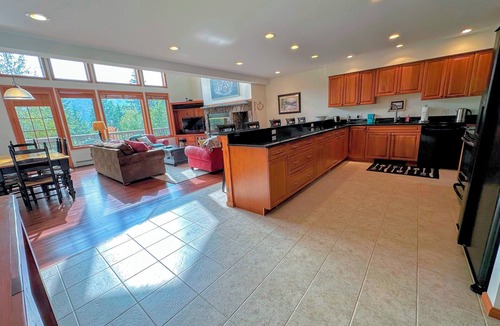 Bretton Woods Villa | SH1 Beautiful Stonehill Townhouse in Bretton Woods