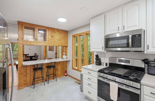 Jasper Cabin | Sharp Top Mountain Retreat