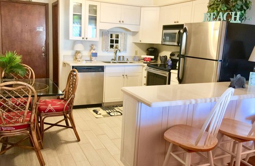Myrtle Beach Condo | Shore Drive Escape! Oceanfront View! Steps to Beach, Heated Pool & Apache Pier!