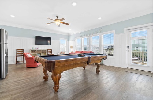 Holden Beach House | Shore Thing is a 7 bedroom, 5.5 bathroom home w/private pool & elevator