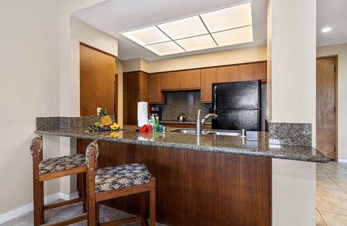 Waikoloa Condo | Shores at Waikoloa 234 Large Condo with Wrap Lanai, Partial Ocean/Golf Views
