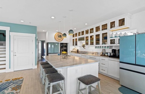 Ocean Isle Beach Cottage | Siesta Sunset - Gorgeous Private Pool and Tiki Bar