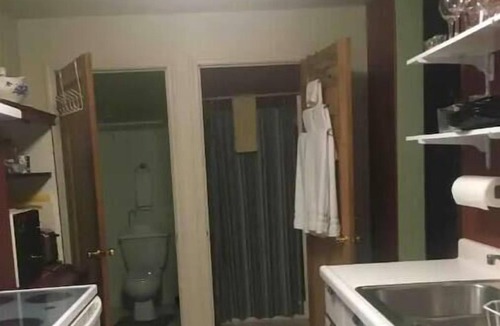 Downtown Skagway House | Skagway Cottage Dog Friendly