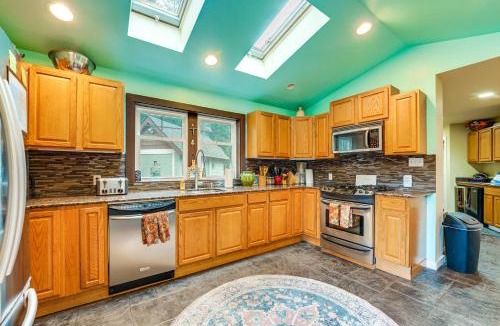 Packwood House | Ski, Fish & Explore: Packwood Home w/Hot Tub!
