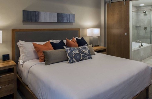 Breckenridge Resort | Ski in/out 1BR Suite - Grand Colorado on Peak 8 - Available Feb 8-Feb 15, 2026