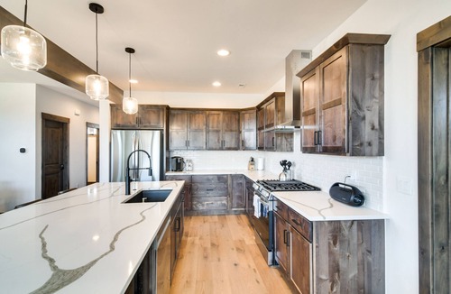 Silvercreek House | Ski-In/Out Home w/Hot Tub in Granby Ranch Resort!