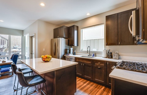Silvercreek House | Ski-In/Ski-Out Granby Getaway w/Fire Pit!