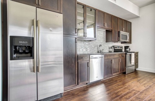 Waller Creek District Apartment | Sleek Downtown 1BR w/Gym, Deck & W/D, walk to 6th St bars, by Blueground