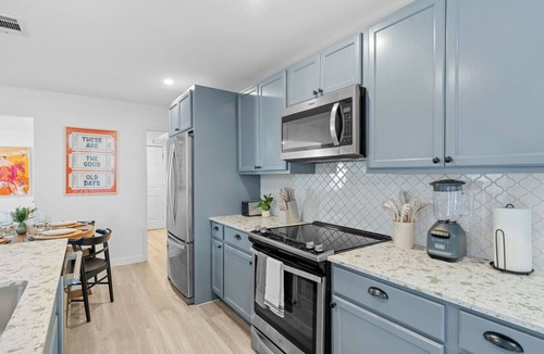 Leander House | Sleeps 8 Modern 3BR Leander | Coffee Bar & Yard