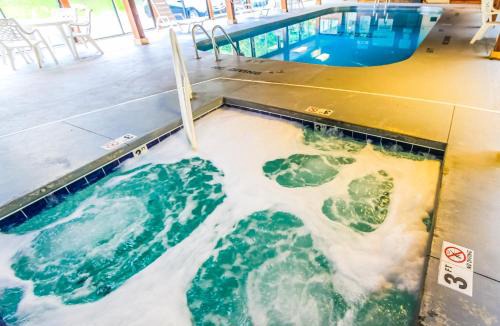 Banner Elk Hotel | Smoketree Lodge