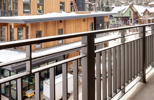 Snowmass Village Condo | Snowmass Capitol Peak Lodge Penthouse w/ View, Just 70 ft. to Elk camp gondola!