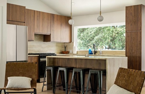Greater South River City House | SoCo - 60s Charm, Modern Soul