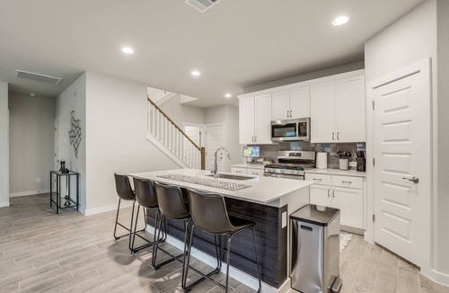 Travis County House | South Austin 5BR | EV Charger + Fenced Yard