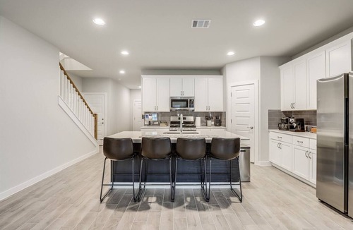Travis County House | South Austin 5BR | EV Charger + Fenced Yard
