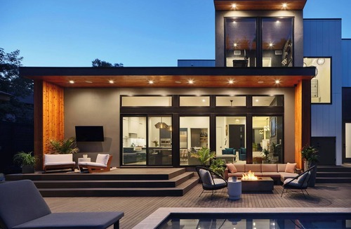Barton Hills House | South Austin Retreat Pool + Fire Pit Near South Congress | Oaklane Zen
