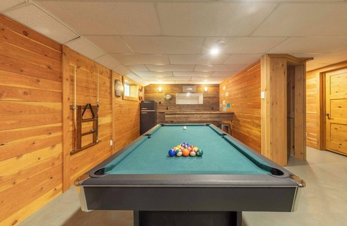 Mauricie Ski Chalet | Spa & Billard and Lake Access | Sylva sur le Lac