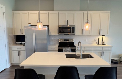 MLK Apartment | Spacious 1BR 2BA Studio in East Austin