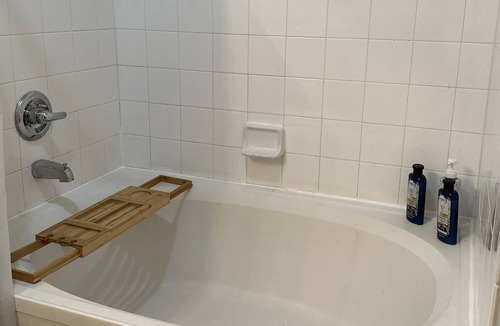 Graysville Apartment | Spacious 1BR Apt in great location!