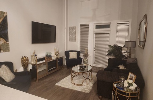 Atlantic Station Area House | Spacious 2 bedroom plus loft with a elegenat setting and a great view.