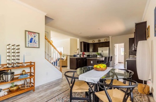 Oakley House | Spacious 4-Bedroom Arts & Crafts Home w/Mtn Views