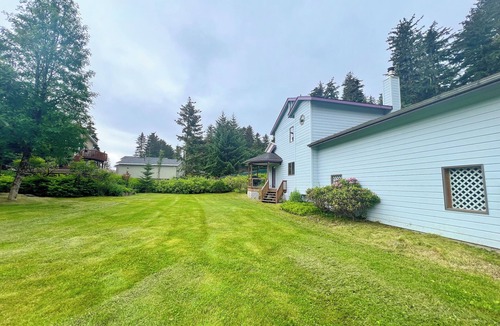 Kodiak House | Spacious 4 bedroom home away from home at Shahafka Hideaway