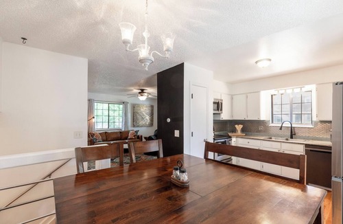 Washington Virginia Vale House | Spacious 4-bedroom house in superb Denver with AC comfort