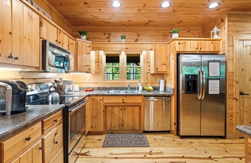 Pisgah Forest Cabin | Spacious 5-bedroom cabin in beautiful Pisgah Forest with Game Room!