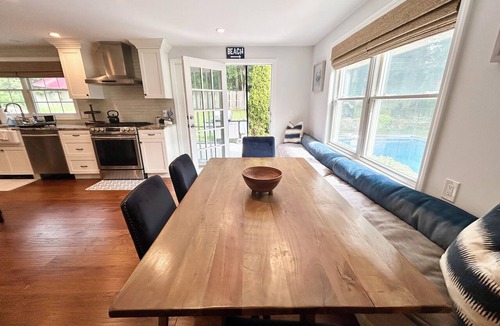 Westerly House | Spacious 5bdrm home- saltwater pool, WiFi, AC, private beach parking pass