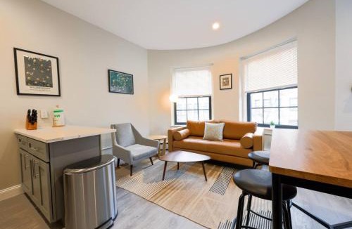 Prudential - St. Botolph Apartment | Spacious and Bright Studio