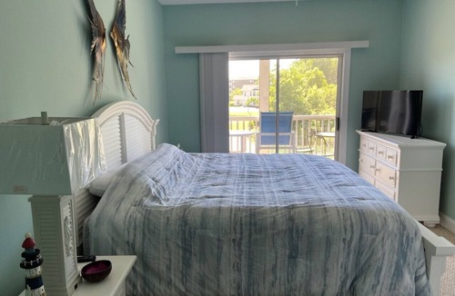 Nixons Crossroads Condo | Spacious Condo in a Quiet, Gated Community!