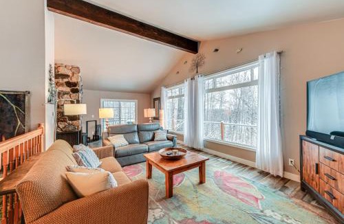 Nikiski House | Spacious Kenai Vacation Rental w/Lake Access!