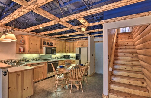Villa Grove Cabin | Spacious, Luxe Cabin w/Mtn Views, Sauna & More!