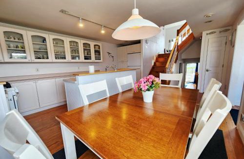 Hyannis Apartment | Spacious Oceanfront 3BR Condo with Private Beach in Ideal Hyannis Location