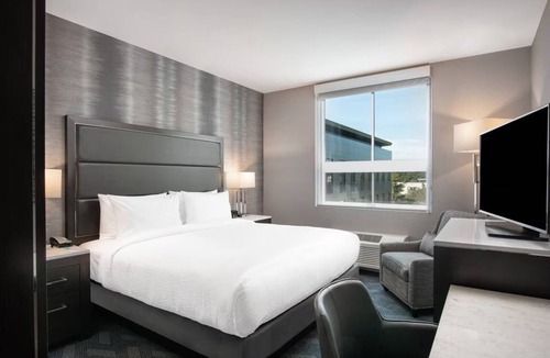 Waltham Hotel | Spacious Room | Modern Retreat Near Famous Prudential Tower