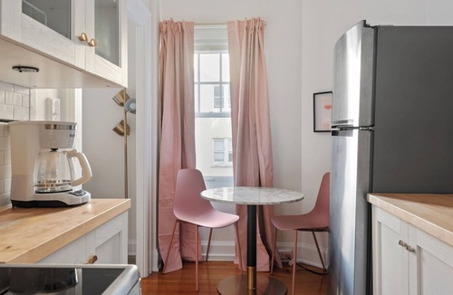Alphabet Historic District Condo | Spacious Studio Steps to 23rd & Trader Joe's + Parking Included