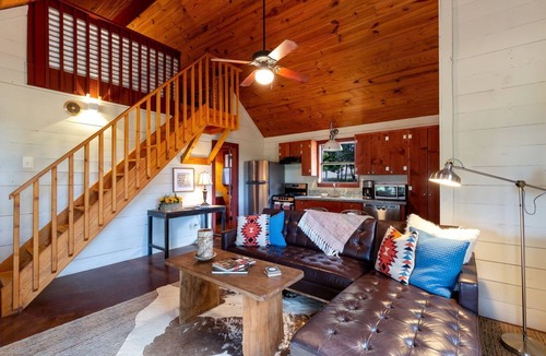 Johnson City Cabin | Spacious Texas Cabin Rental near Pedernales Falls for Weekend Getaways from Austin