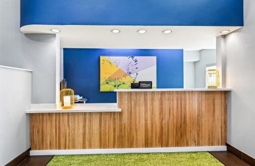 Round Rock Hotel | Spark by Hilton Round Rock