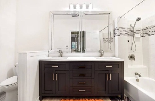 Lakeway House | Spectacular private, three bedroom, ground floor of house, media room access.