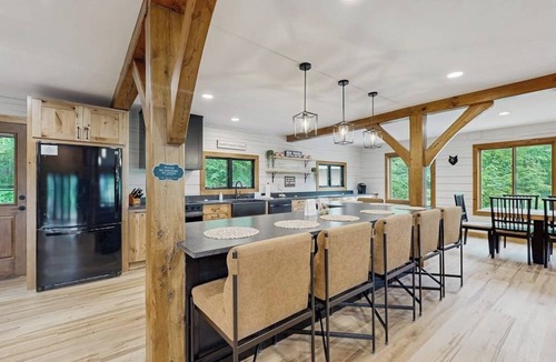 Silver Lake House | Spectacularly updated family mountain lodge w/deck & amazing views