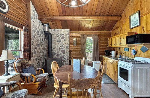 Rockwood Cabin | Spinney (Tomhegan Direct Lake Access)