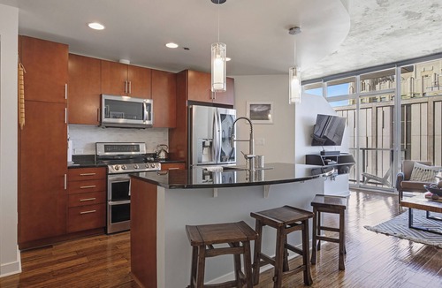 Downtown Denver Condo | SPIRE 1703: 17th floor with incredible views, pool & fitness center!