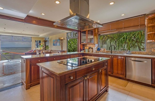 Waialae Iki Condo | Spring Special, Enjoy Luxury Resort Style Living at it's Best!